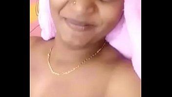 Tamil Rupa aunty showing her big boobs and pussy in video call for bf part 2