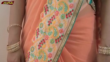 Diva Drape Saree Wearing   Mix &_ Match Sari Blouse In New Trendy Way Drape [720p]
